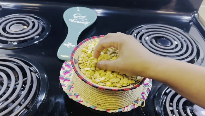 (Missing step - likely simmering and adjusting seasoning)