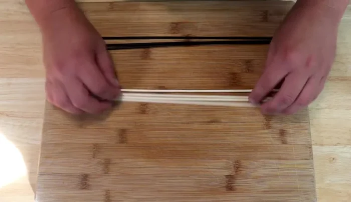 If using wooden skewers, soak them in water for 30 minutes.