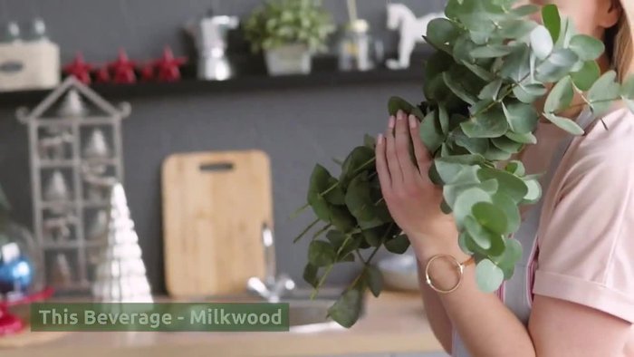 Pour the boiling water over the eucalyptus leaves.