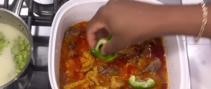 Add green bell peppers (optional) for extra flavor.